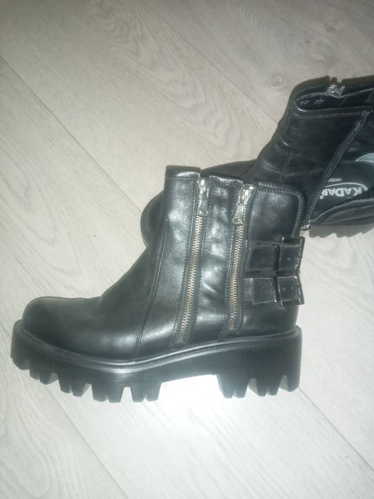 Продам ботинки  демисезон