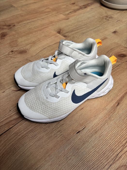 nike buty sportowe do biegania dla dzieci 33