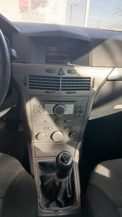 Vendo ou troco pcx ou nmax , Opel Astra H 5p (2004) – Bem Estimado e Económico