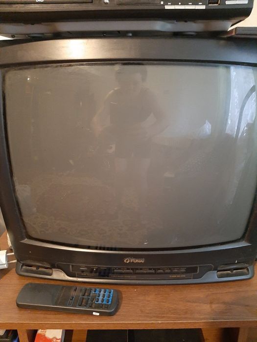 Телевізор в хорошому стані