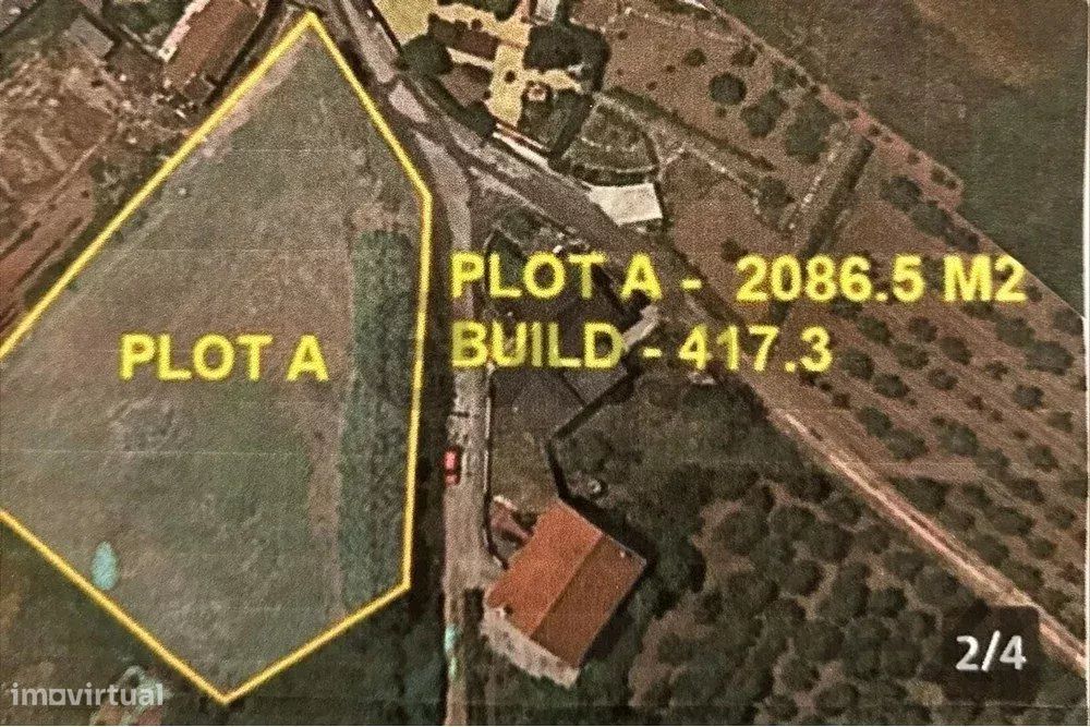 Oportunidade única para uma construção de 417,3 m² em um lote de 2086,