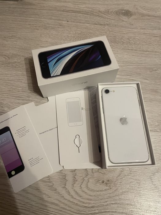 iPhone SE white 64GB + case + pudełko