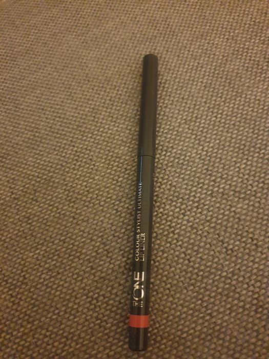 Konturówka do ust The One Oriflame