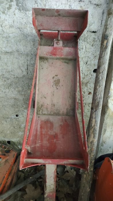 Unimog 404 suporte pneu