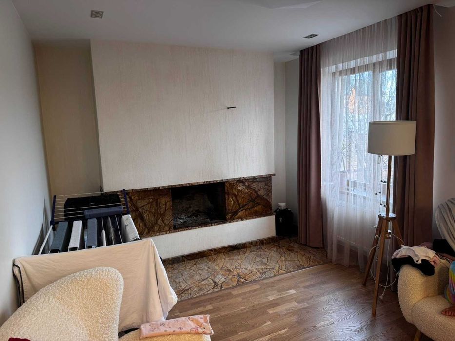 ‼️Браїлки‼️ Цегляний будинок з гарним ремонтом, ландшафт, ТОП локація