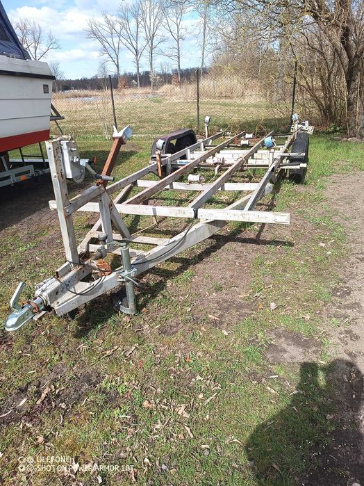 Sprzedam przyczepę podłodziową DMC do 2000 kg
