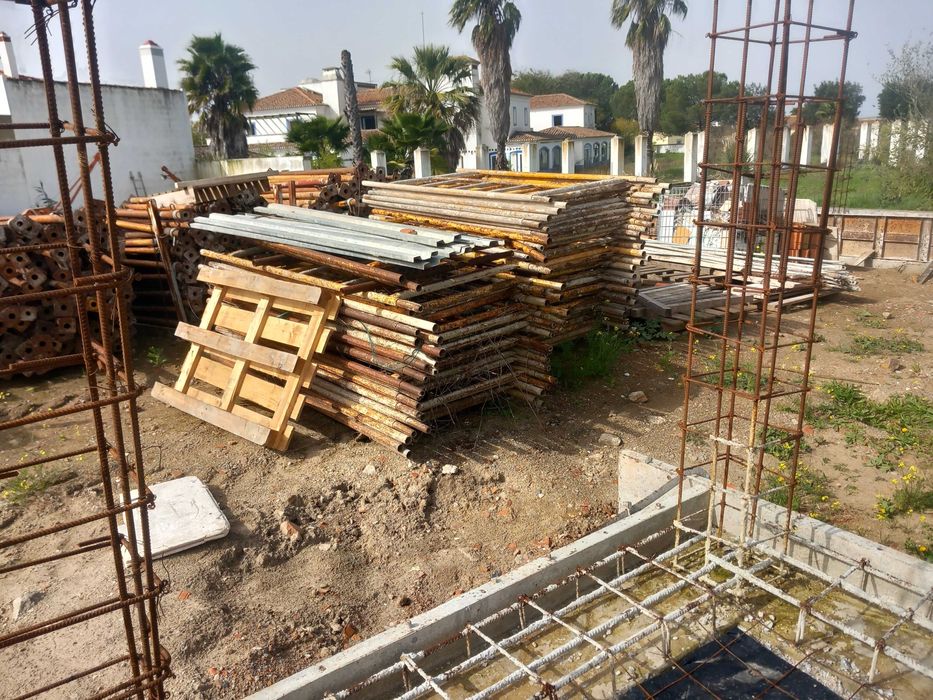 Trabalhas na construção isto faz-te falta