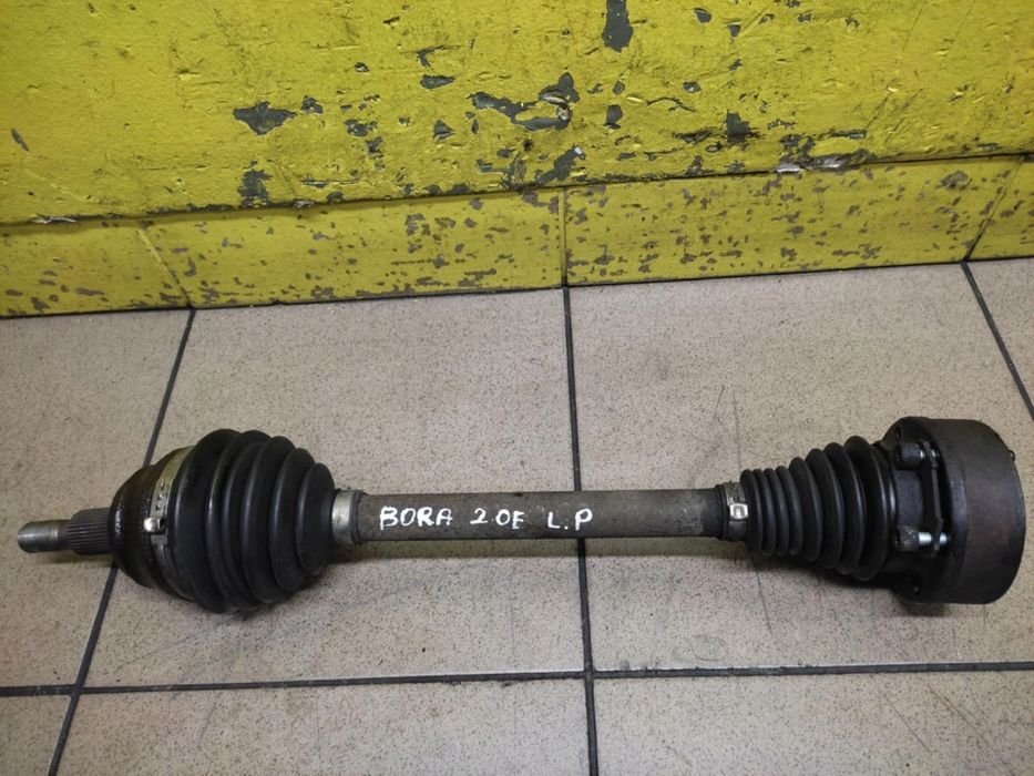 vw bora 2.0 półoś lewy przód
