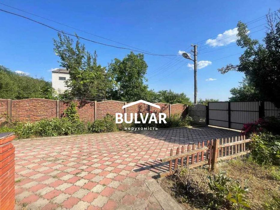 Срочно! Продам 2-х этажный ДОМ. пос Южный. Буды. 243 м2. Дешево!