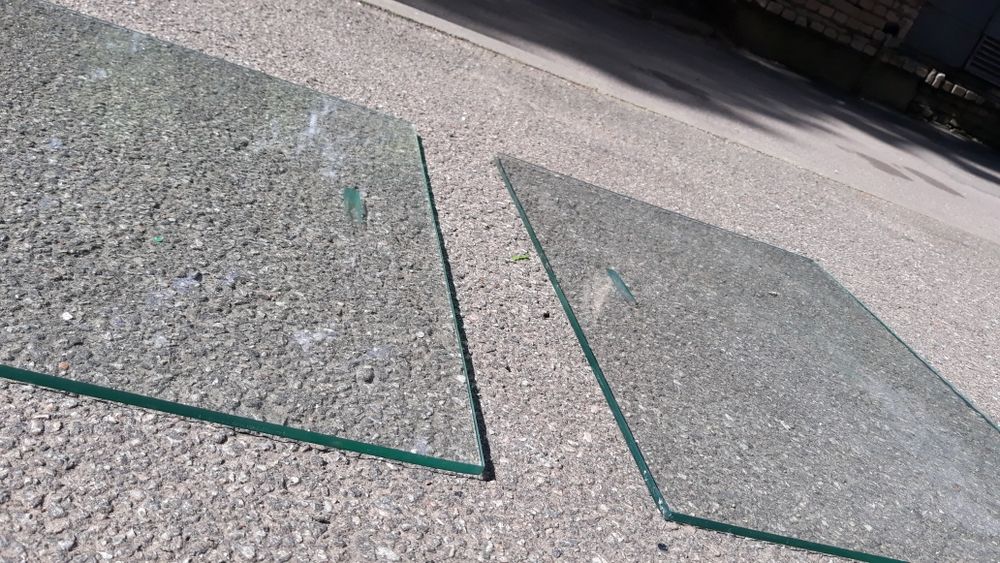 Стеклянная дверь в шкаф дверца в сервант стелаж стекло