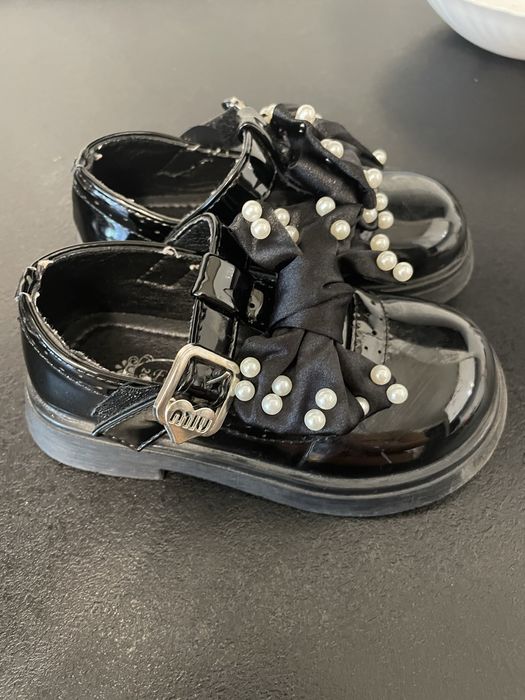 Туфельки на дівчинку 26 розмір