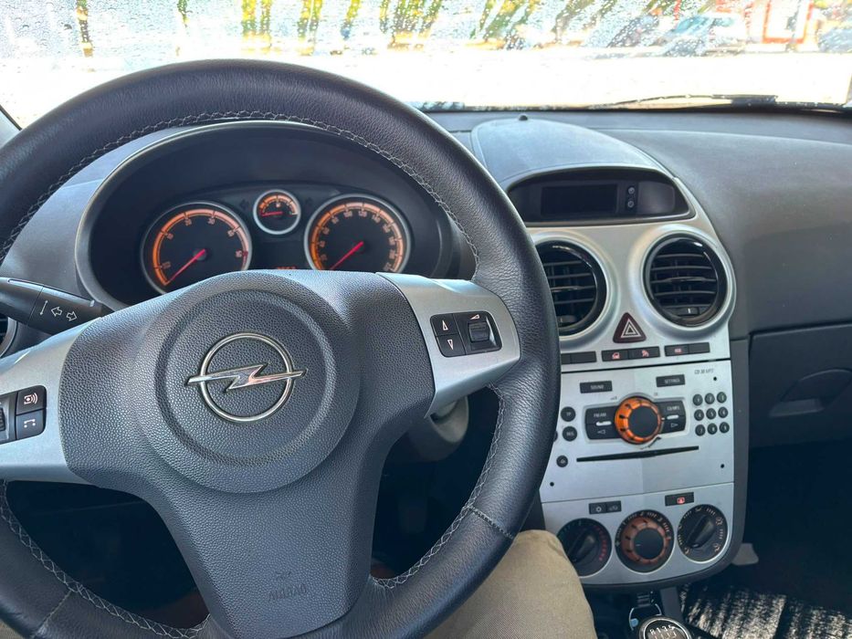 Opel Corsa 1.3 CDTI EcoFlex | 2011 | 240000 KM| Inspeção e IUC em dia