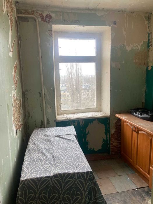 Продам квартиру вул Заболотного