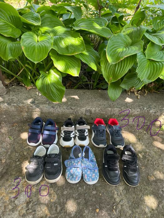 Взуття,кросівки,балетки,босоніжки.Розміри різні.