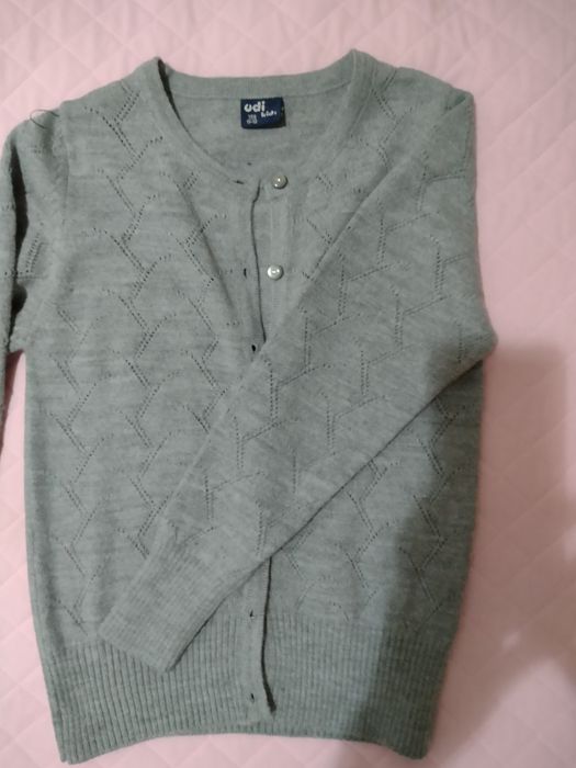 Продам сіру кофту р. 140-146