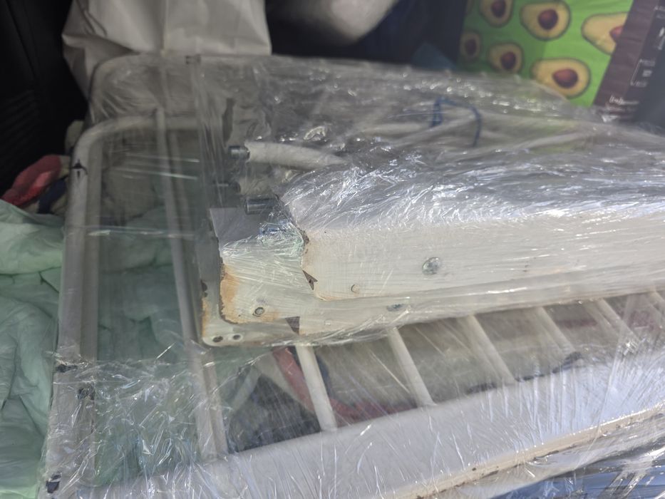 Cama Minnen ikea + estrado + colchão