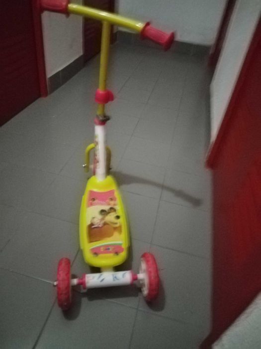Trotinete de Masha e urso 2-4anos