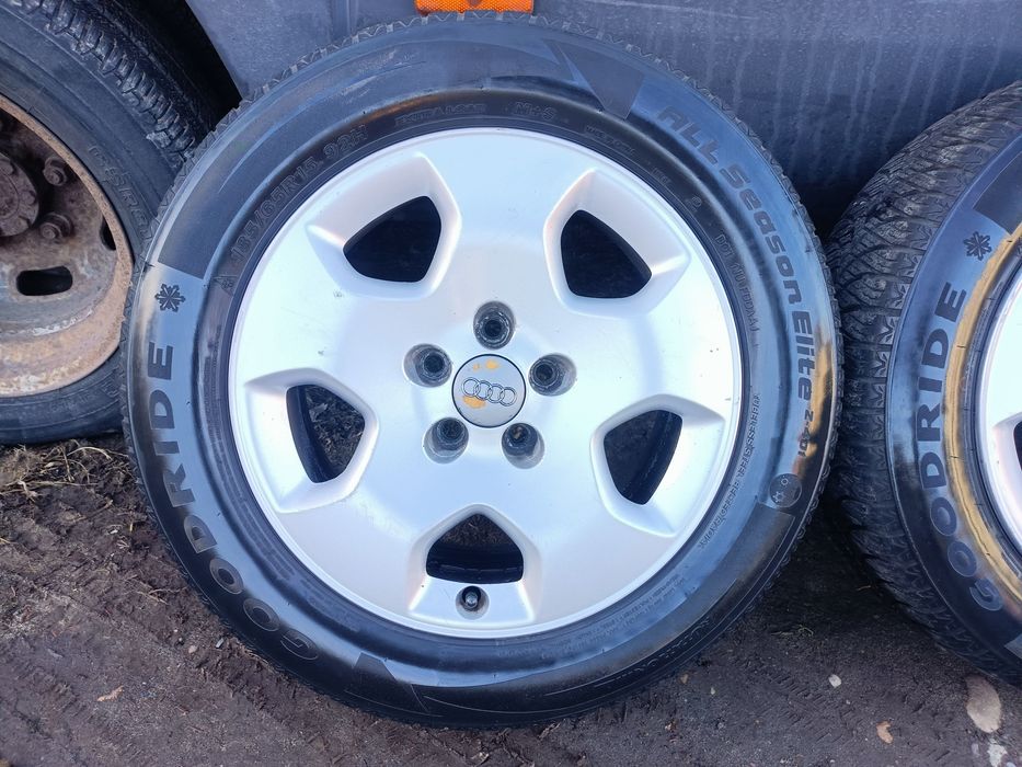 Felgi z oponami 185/65R15 wielosezon 24r Audi 5x100 A1 A2 A3 chrysler
