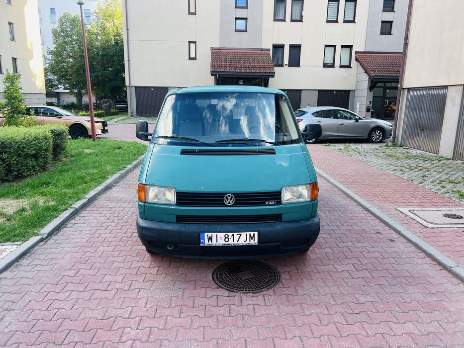Volkswagen transporter T4 Dostawcze 2003 LONG 9 Osobowy 2.5 TDI z Hakiem Okazja!