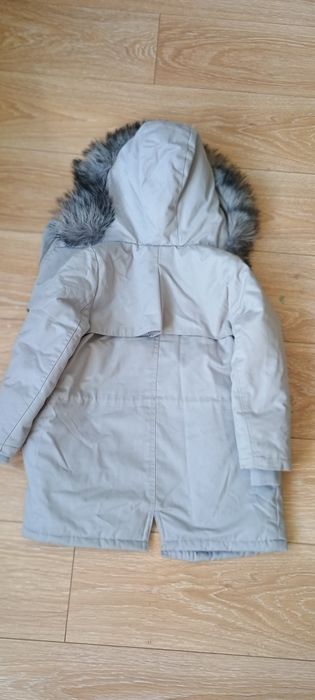 Продам детская теплая куртка парка reserved для девочки р 116-122