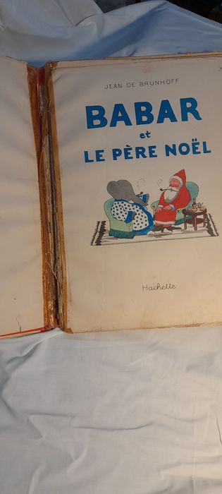 " Babar et le Pere Noel", Albums Babar, Hachette 1941.  Jean de Brunho