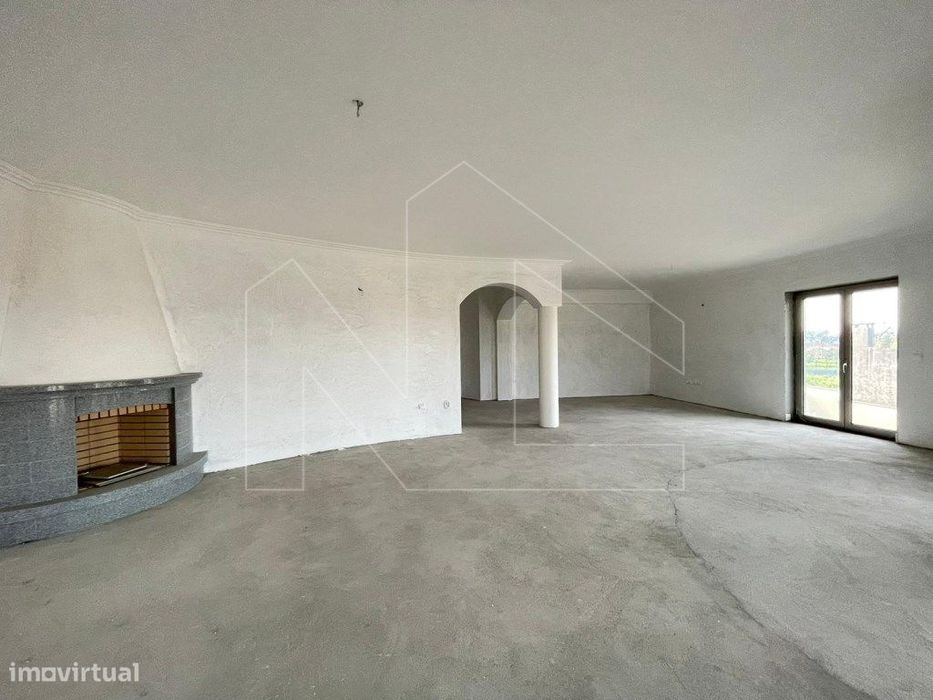 Moradia T3 Eixo e Eirol