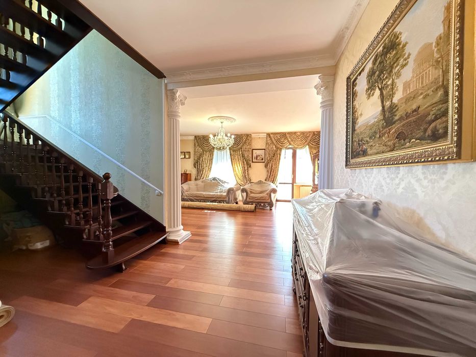 Оренда будинку 264 м2, с. Крюківщина, вул. Чумацька,5