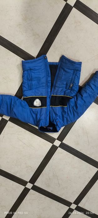 Віддам дитячі речі та взуття даром