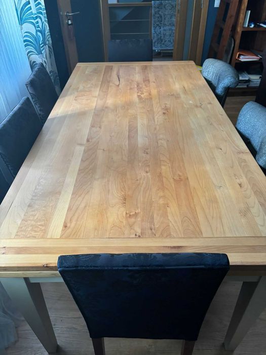 Mesa para Sala de Jantar em MT bom Estado _ da Loja "Caixote"