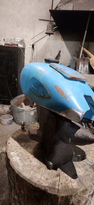 Бензобак к750  м72