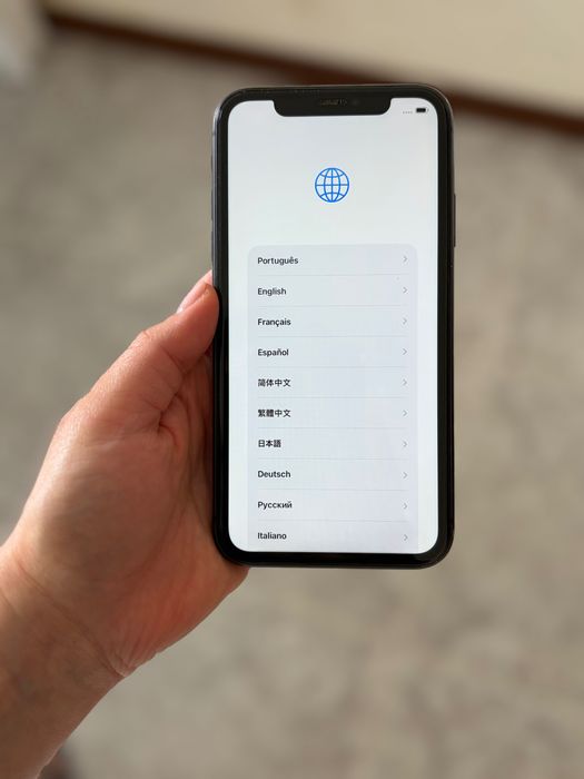 iPhone 11 com carregador completo