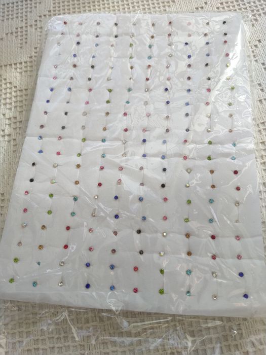 Conjunto de 100 pares de brincos - Novos!