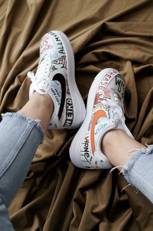Asap rocky air shop force 1 customs