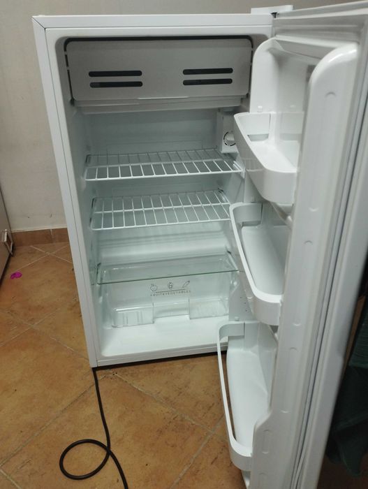 Frigorifico Electronia NS 121LH II como novo