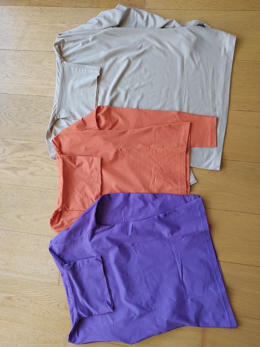 Camisola licra com gola tamanho M - vendido individual