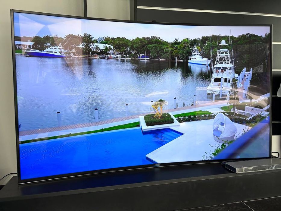 9 Серія, Перміум 4K вигнутий ТВ 55” 65” Samsung 55HU9000, 65HU9000