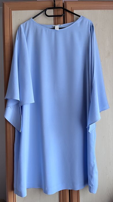 Błękitna sukienka H&M