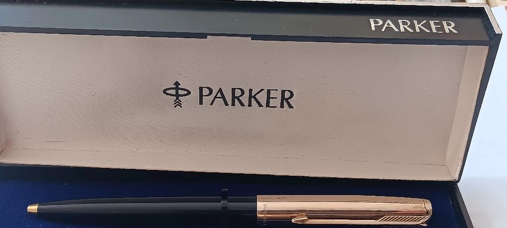 Conjunto de caneta e esferográfica Parker 51