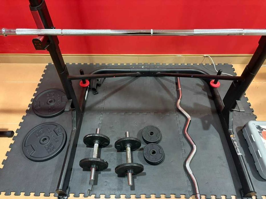Conjunto de Ginásio Completo – Rack, Banco, Barras, Halteres e Pesos