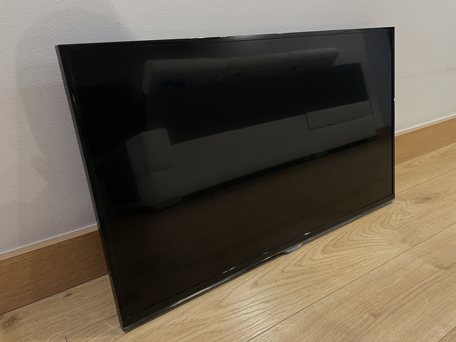 Telewizor samsung UE32H5500 + uchwyt ścienny
