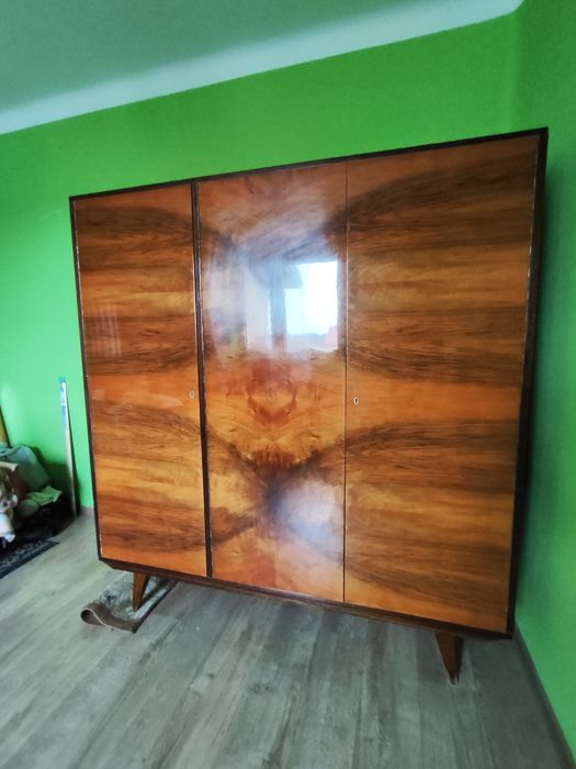 Szafa PRL 3-drzwiowa wysoki połysk