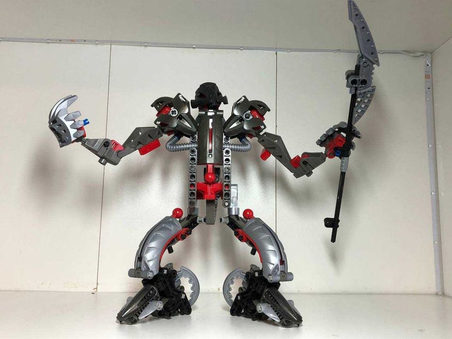 LEGO Bionicle Titans - Makuta 8593