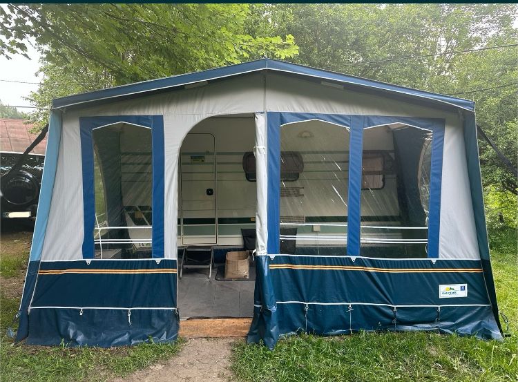 Палатка до кемпера