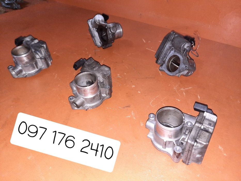 Дросельна заслонка 1.9 Рено Renault Trafic 2.5 Laguna Scenic Megane