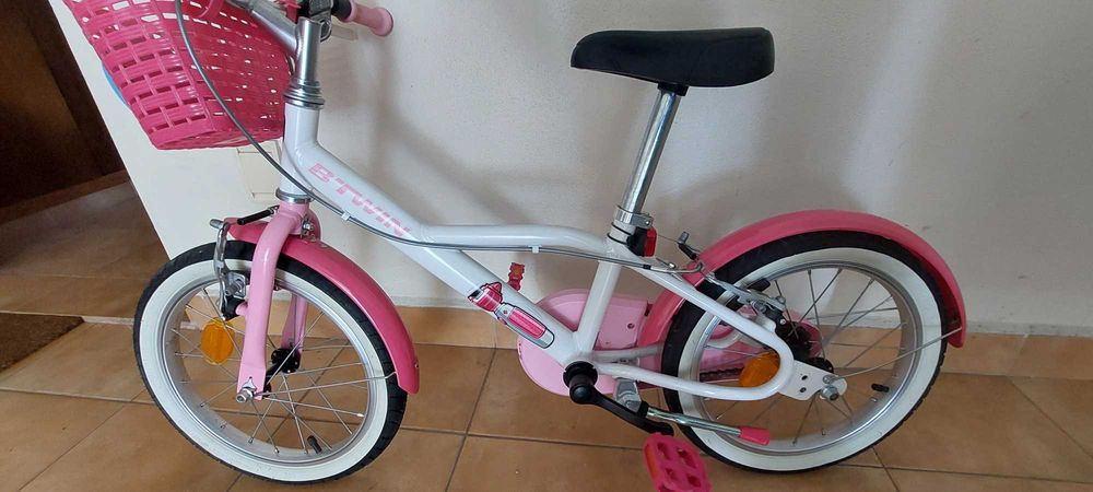 Bicicleta de criança dos 4-6 anos COMO NOVA