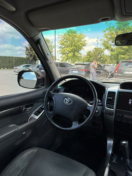 Toyota Land Cruiser Prado 120