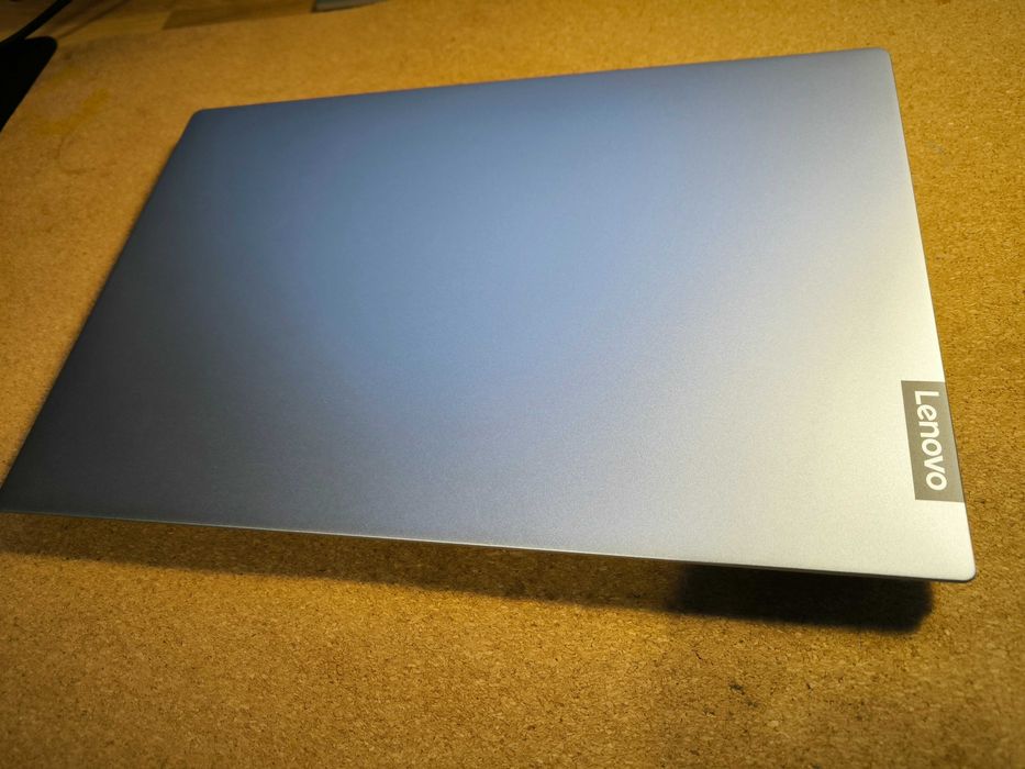 Portátil Lenovo IdeaPad S340-15IWL, i7 8565U, 8GB RAM, 512GB SSD