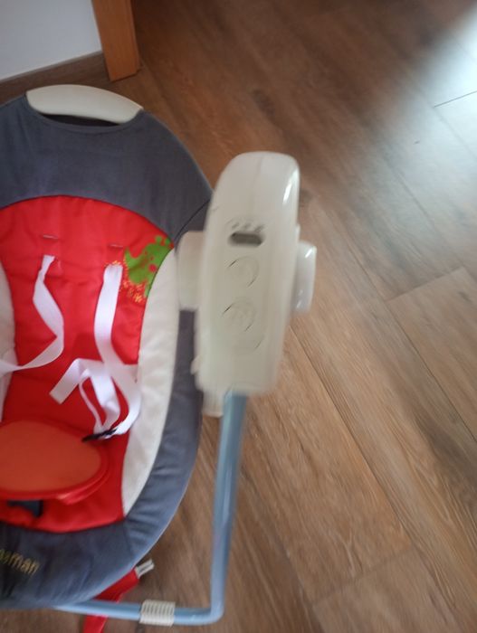 Baloiço de bebê a funcionar