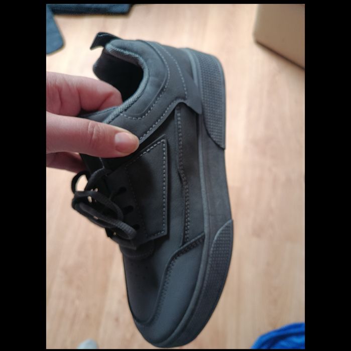 39 нові кросівки Кеди кросівки черевики 44 45 туфлі aldo