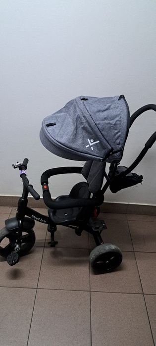 Trzykołowy rowerek firmy Trike